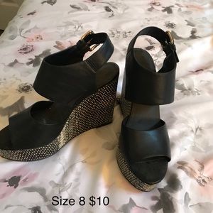 Black and white wedges